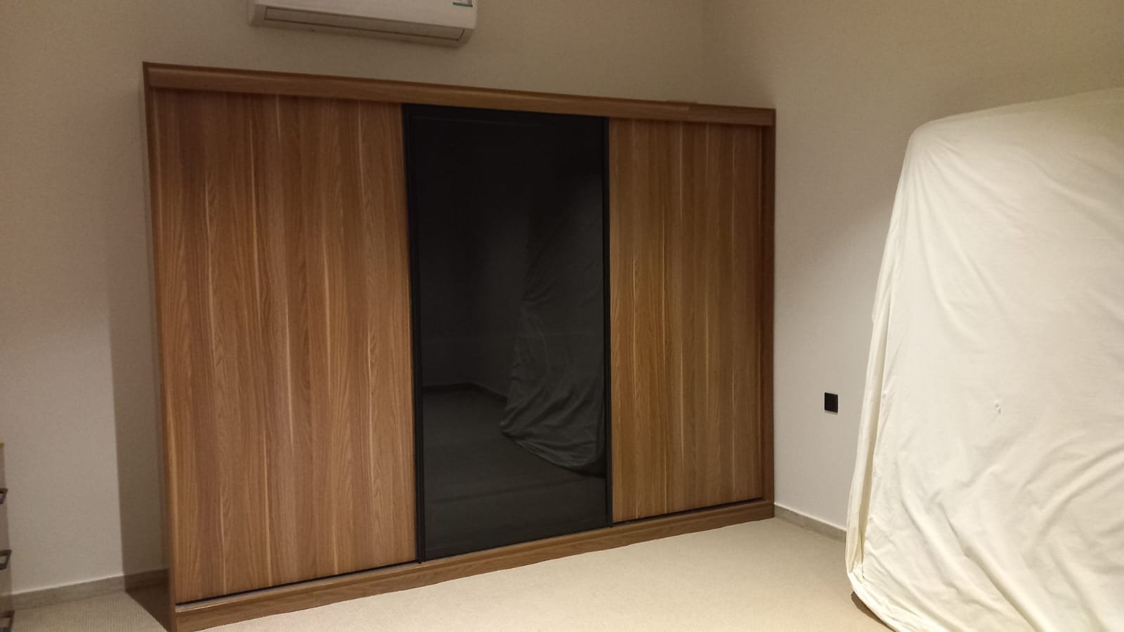 صورة من أعمال النجارة والتفصيل بالرياض