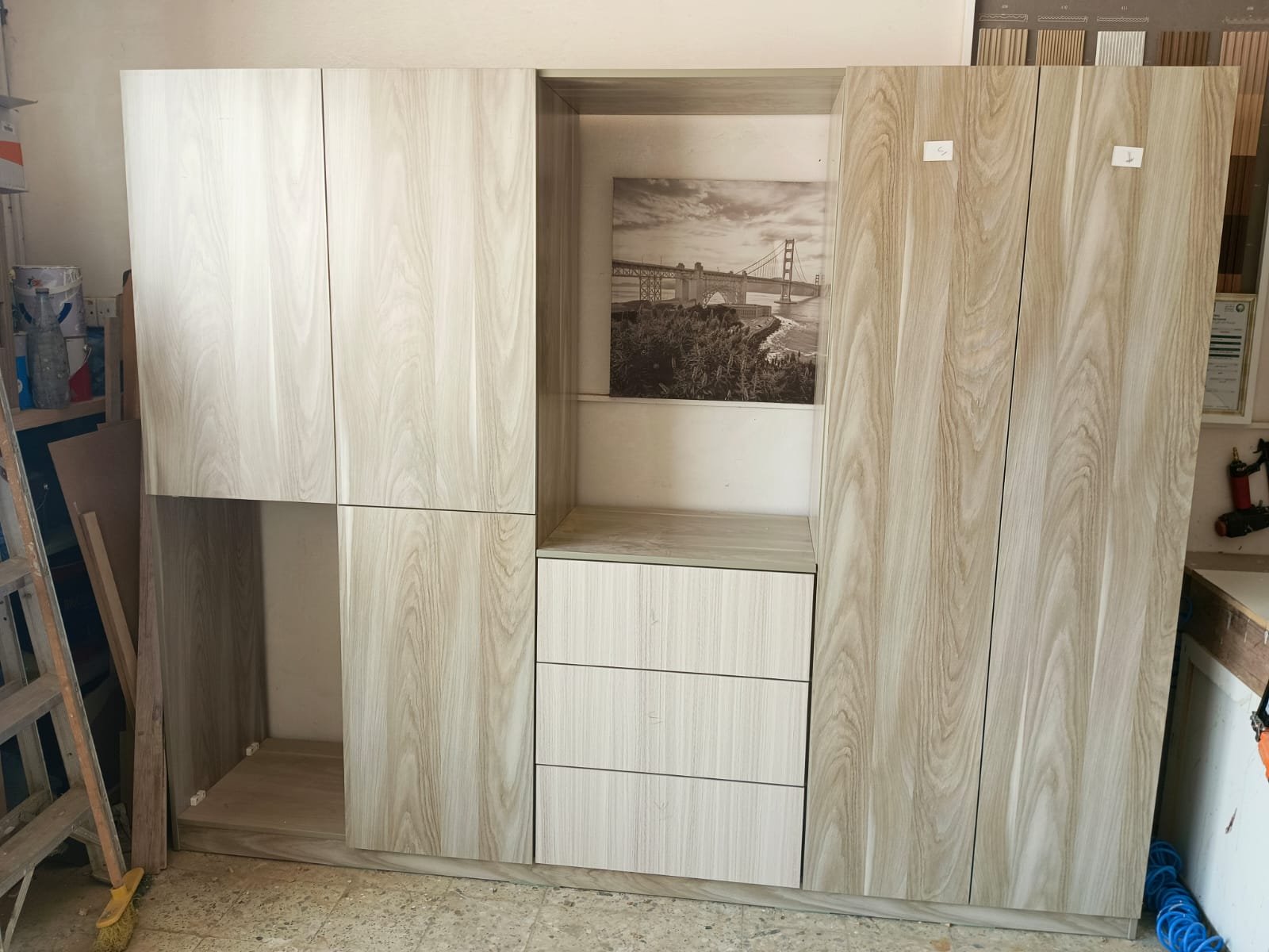 صورة من أعمال النجارة والتفصيل بالرياض